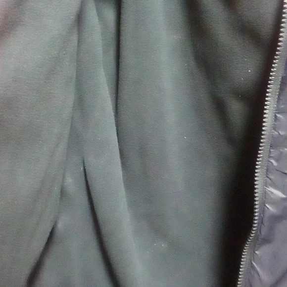 LIKE NEW Abercrombie Kids 90s Inspired Fleece Lined Windbreaker - Picture 6 of 9